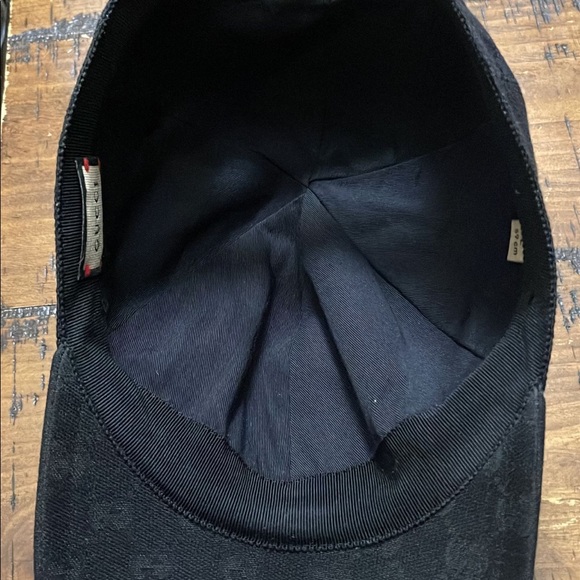 Gucci 🧢 hat used 2 times - Picture 3 of 11